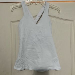 ALO yoga tank top with a built in sports bra